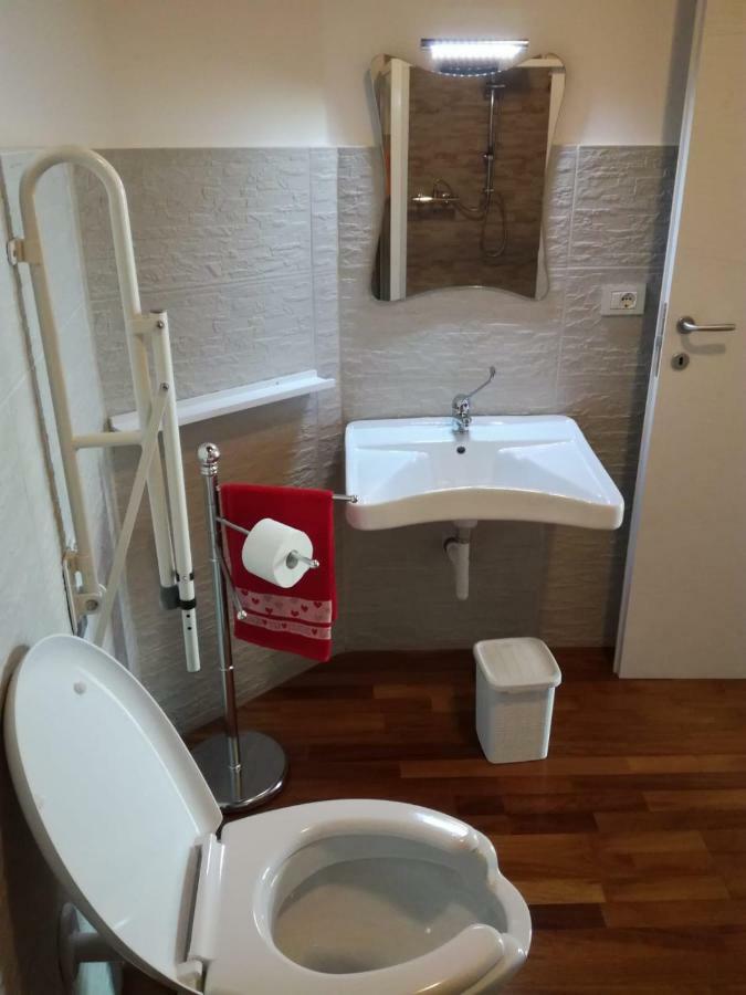 Regina Della Pace Apartments & Suite Con Sauna Монополи Экстерьер фото